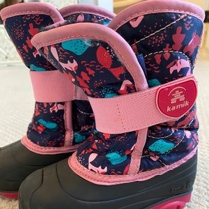 Kamik Snowbug boots for toddler